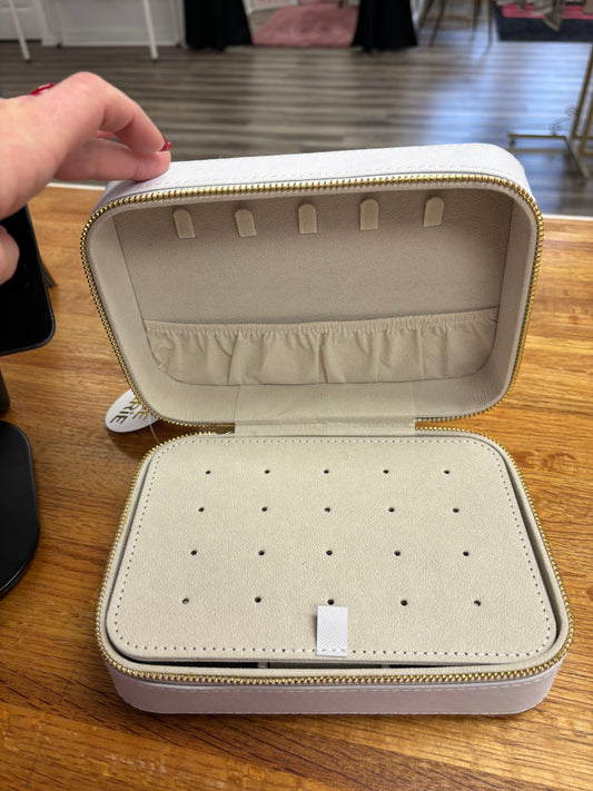 White Travel Jewelry Case