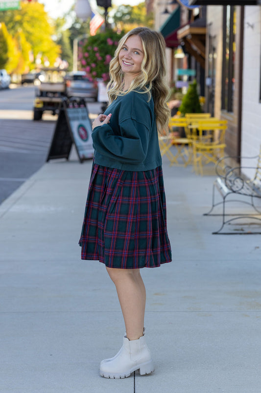 Entro green plaid long sleeve dress pleated skirt holiday Christmas 