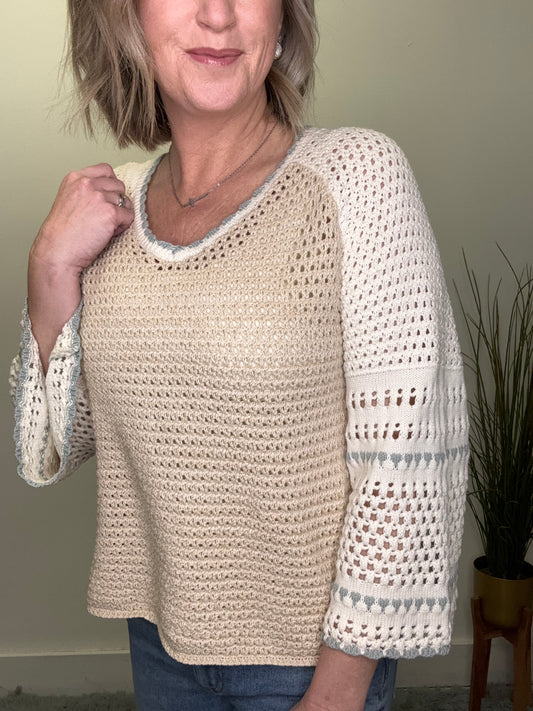 hem and thread crochet top in cream tan blue v-neck, 3/4 sleeves boutique