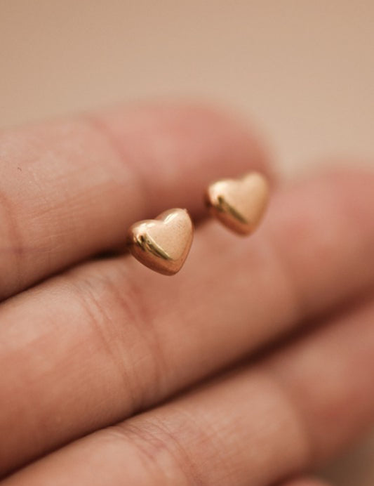 18k Waterproof Non-tarnish Gold Heart Studs